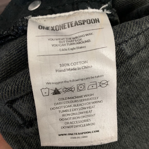 One x One Teaspoon distressed shorts - Picture 7 of 7